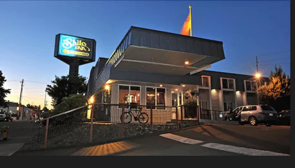 District Hotel By Oyo Portland Convention Center Exterior foto